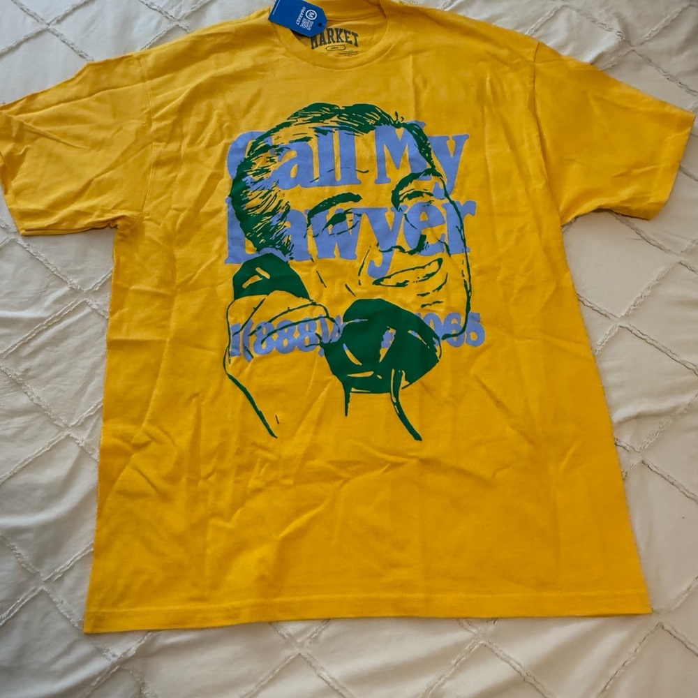 MARKET | YELLOW GRAPHIC TEE “call my lawyer” | LARGE